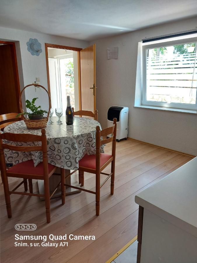 Apartment Ljubica *